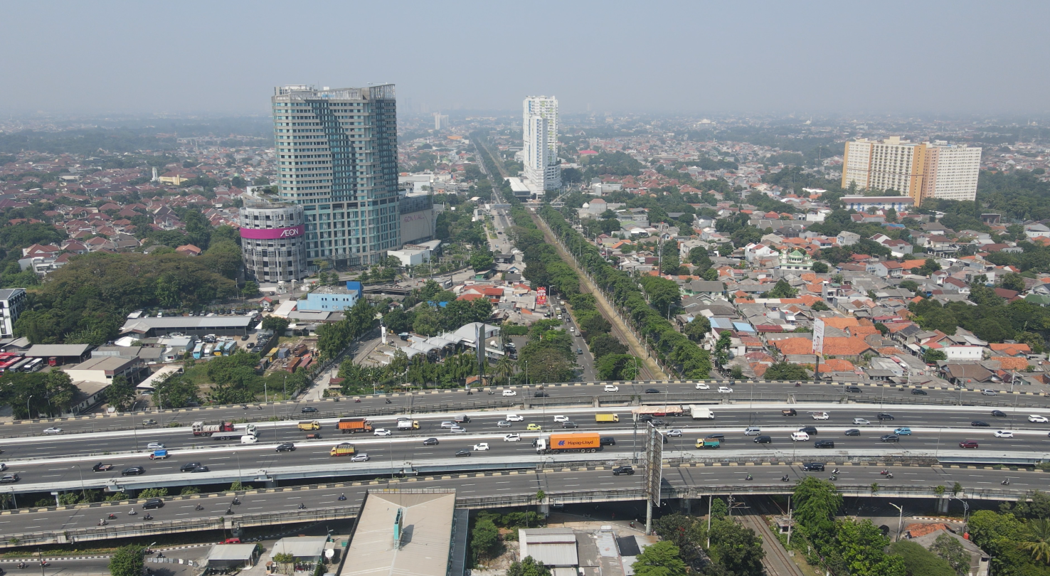 Rooftop View – Tempat Relaksasi dengan Pemandangan Malam yang Indah